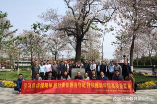 乔治：对手会夜复一夜地夹击小卡 为了缓解这一点我必须挺身而出